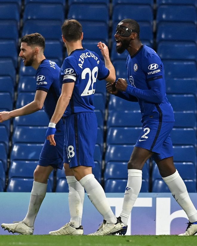 扑克策略为何强调一致性（扑克策略中一致性为何如此重要）